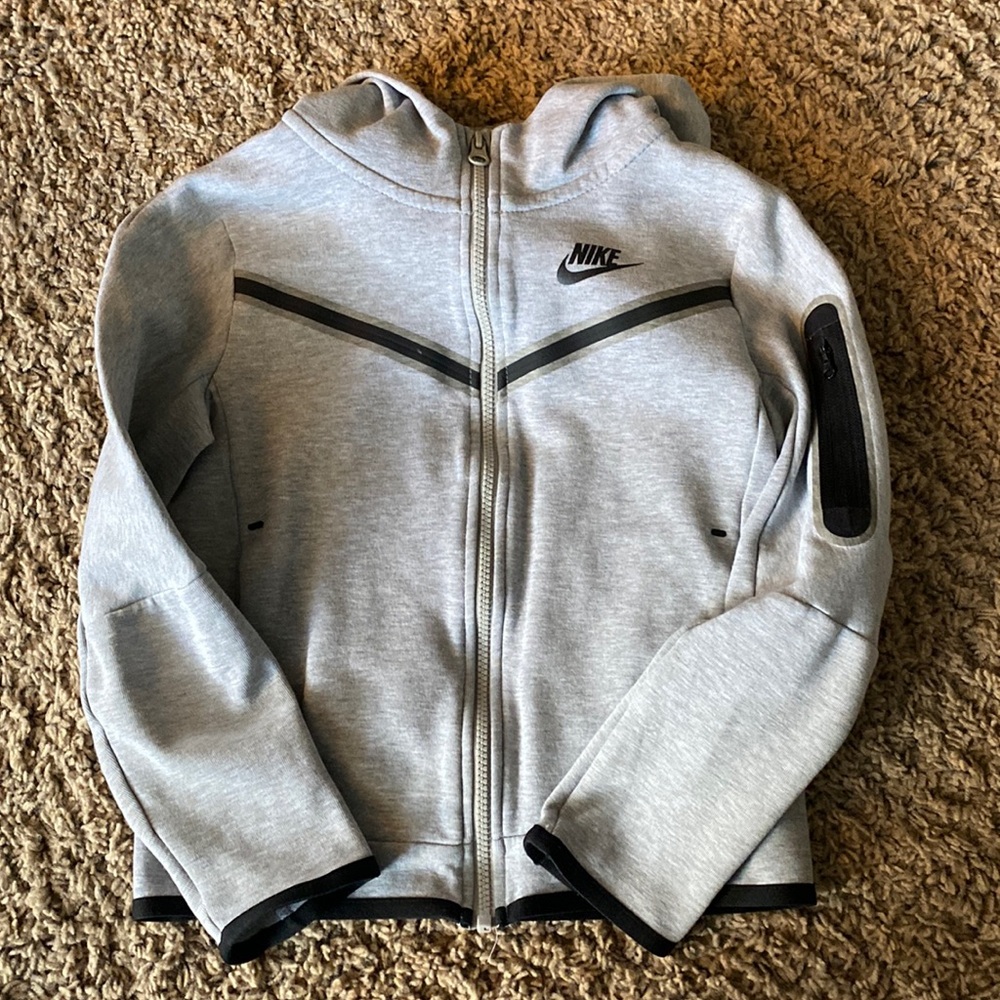 Youth Nike Tech JACKET and PANTS